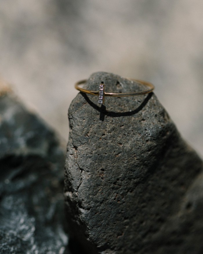 Guldstakring med diamanter | LECARRE