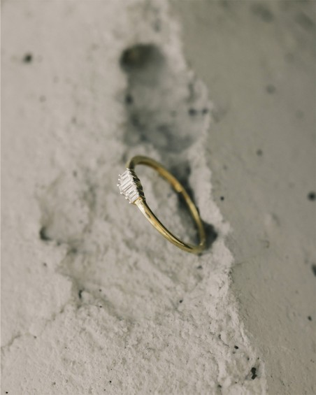Goldfarbener Baguette-Diamantring mit Farbverlauf | LECARRE