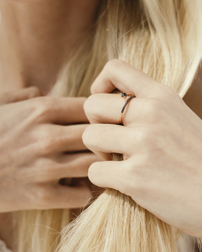 Nomad Ring in Roségoud met Zwarte Diamanten | LECARRE