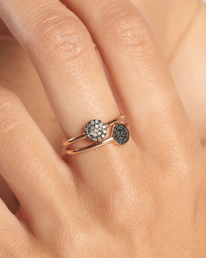 Roségoldener Ring mit schwarzer Diamantrosette | LECARRE