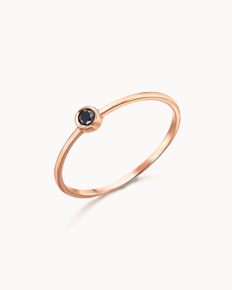 Solitärring aus Roségold mit schwarzem Diamanten | LECARRE