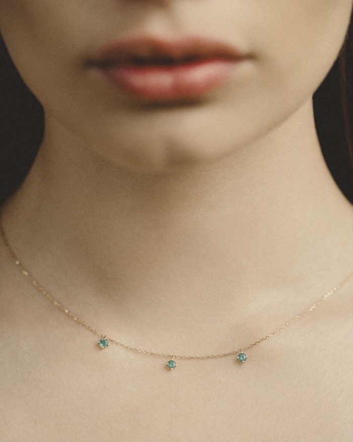 Tillbaka till Eden Guld & Smaragd Halsband | LECARRÉ