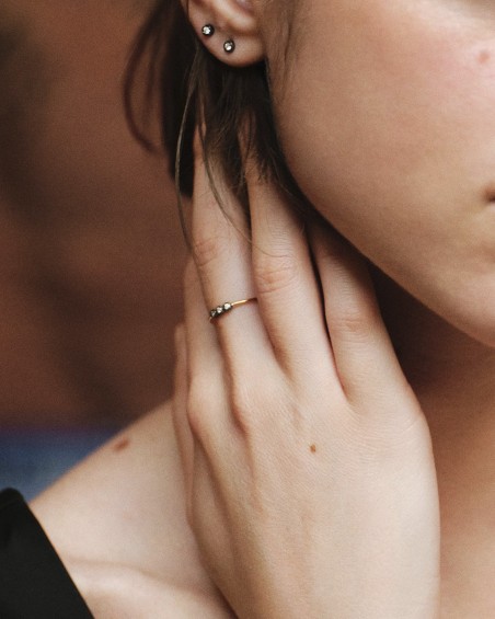 Noir Triple Solitaire Ring | LECARRE