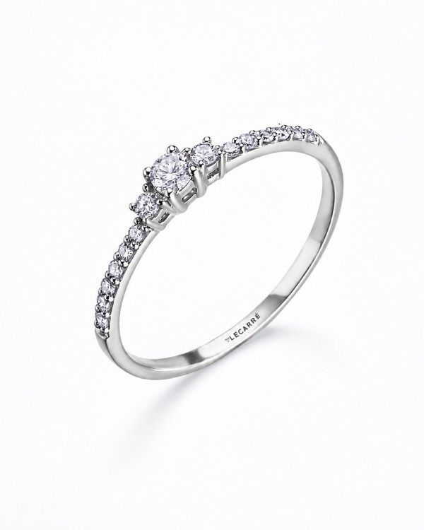 Funtastic ring in 18K white gold with diamonds | LECARRE