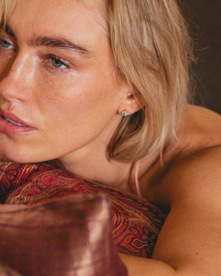 Brincos Sloth roseta ouro 18K safira diamantes | LECARRE