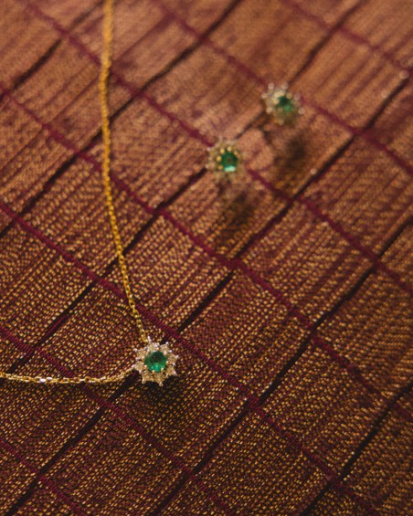 Colier Sloth roseta aur de 18K safir diamante | LECARRÉ