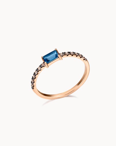 Ring met Londenblauwe topaas en bruine diamanten | LECARRE