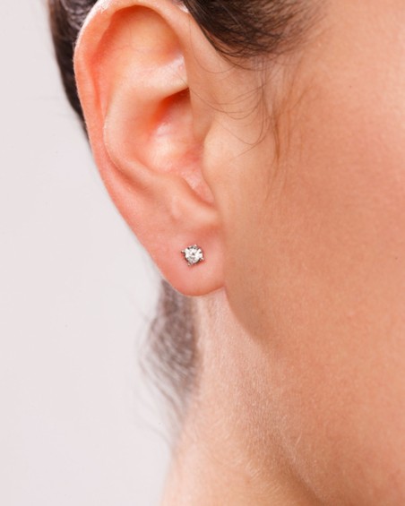 Diamanten oorbellen met 4 pootjes | LECARRE