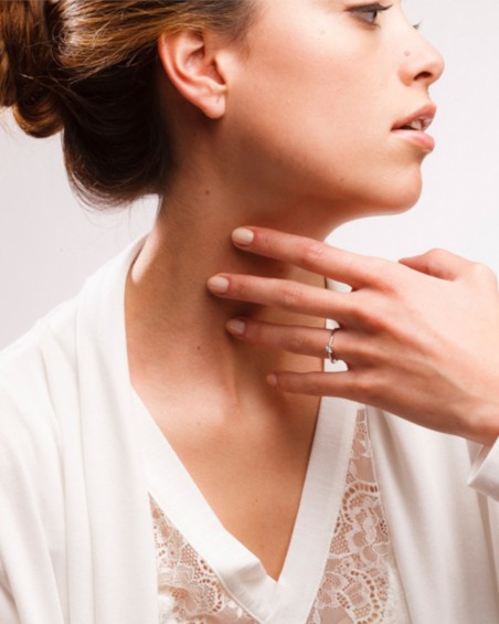 Solitärring mit 6 Krappen, Weißgold und Diamant | LECARRE