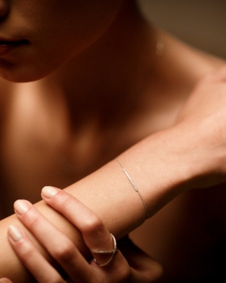 Pulseira em barra de ouro branco e diamantes | LECARRE