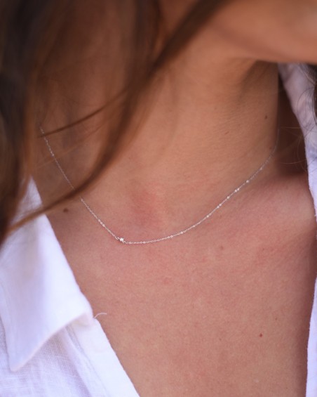 Weißgoldkette mit seitlichem Diamanten | LECARRE