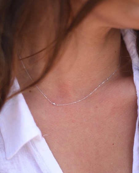 Weißgoldkette mit seitlichem Diamanten | LECARRE