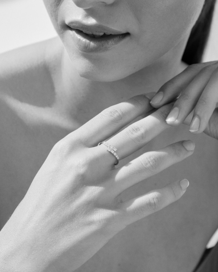 Gold Diamond Cross Ring | LECARRE