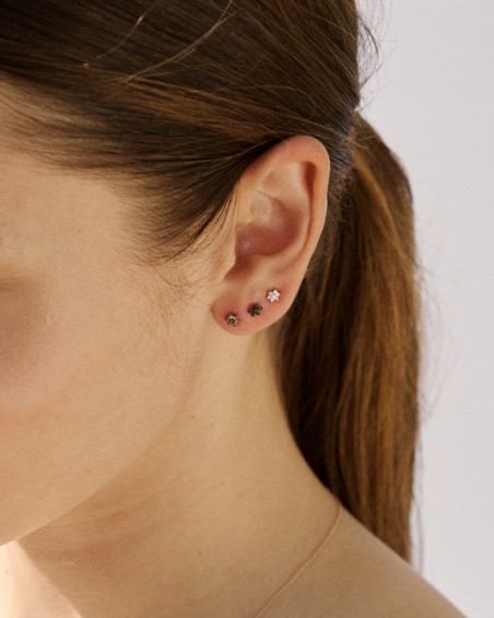Mini-Rosetten-Ohrringe aus Gold und Diamanten | LECARRE